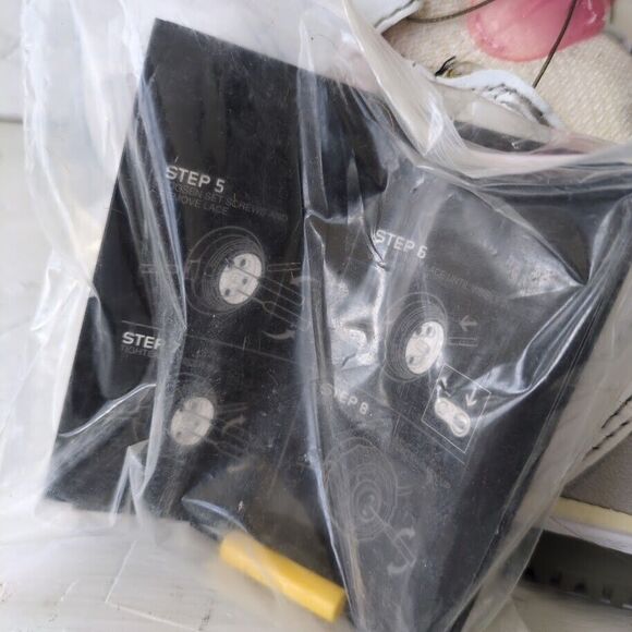 DC Shoe Co USA Girls 8L Snowboarding Boots Pink Tightening BOA Lacing System - Picture 3 of 9